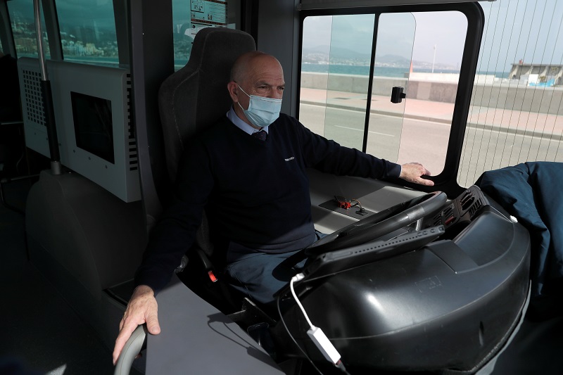 Electric autopilot bus 2 reuters.JPG