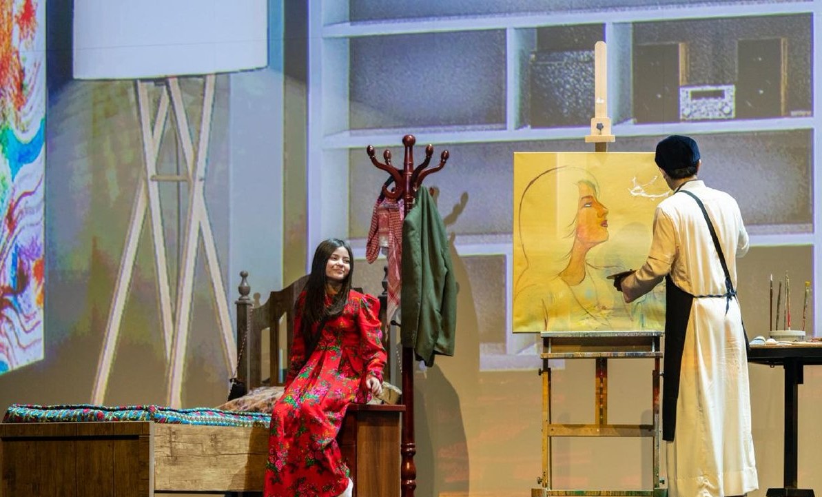 مسرحية "درايش النور" التي أقامها المسرح الوطني أحد الأذرعية المسرحية الحكومية (وزارة الثقافة السعودية)