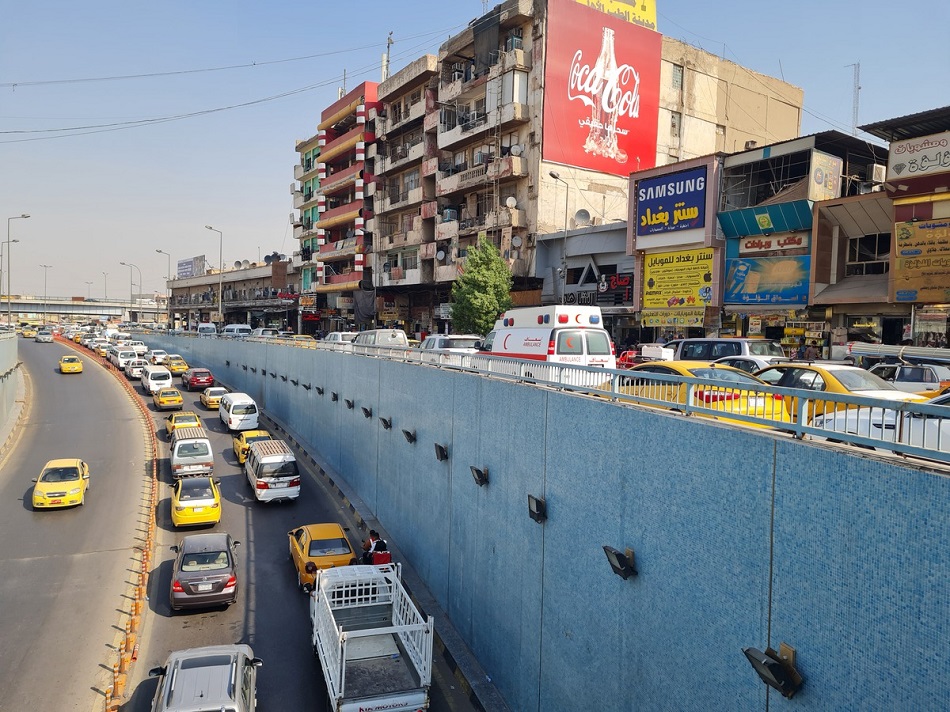 طرق العراق تزدحم بـ 7 ملايين سيارة وسط مطالبات بإيجاد حلول