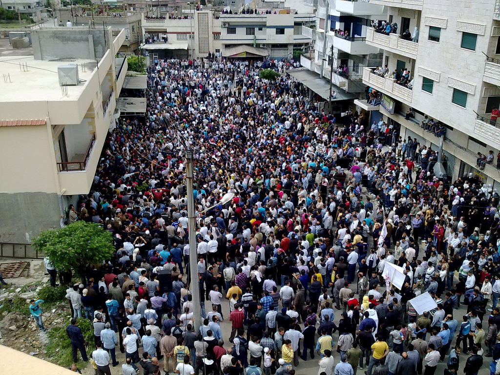 (Banyas_demonstration)_مظاهرات_بانياس_جمعة_الغضب_-_29_نيسان_2011.jpg