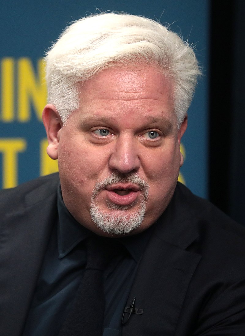 800px-Glenn_Beck_(49279556647)_(cropped).jpg