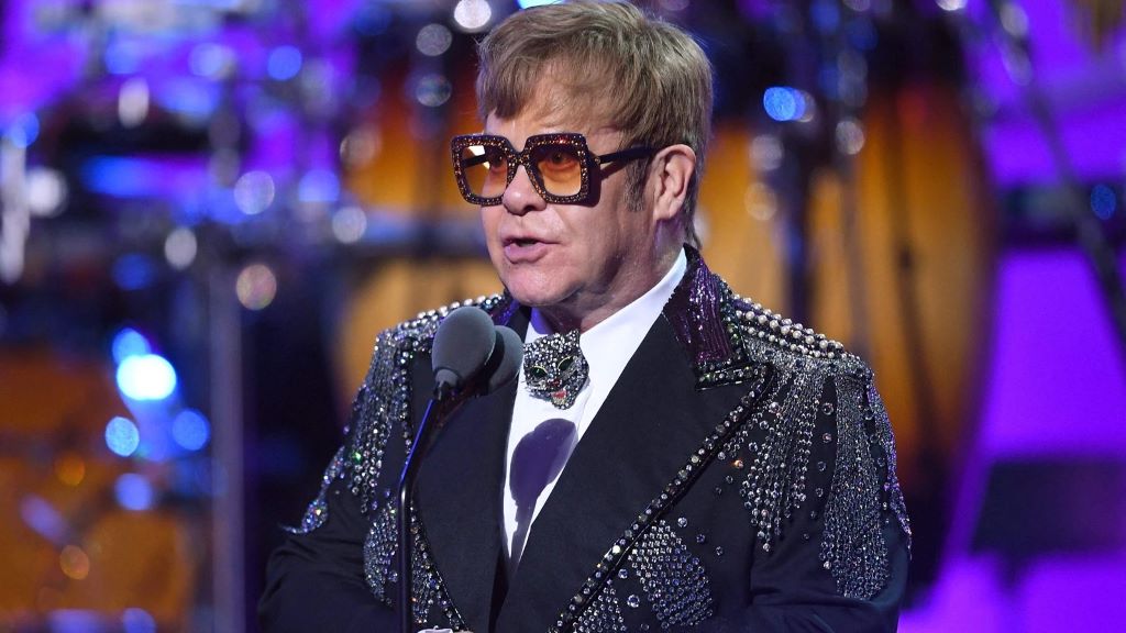 elton11.jpg