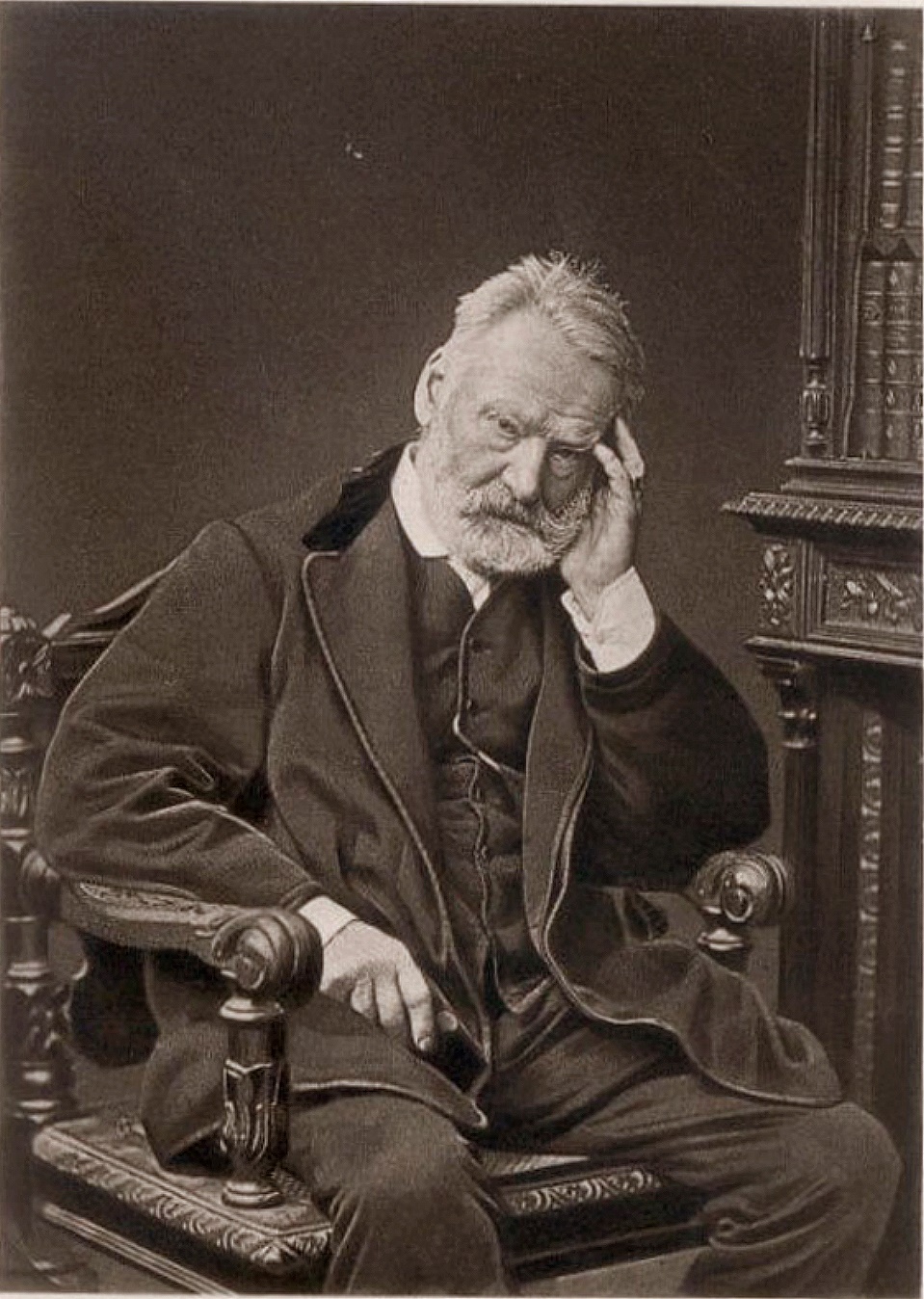 Walery_-_Victor_Hugo.jpg