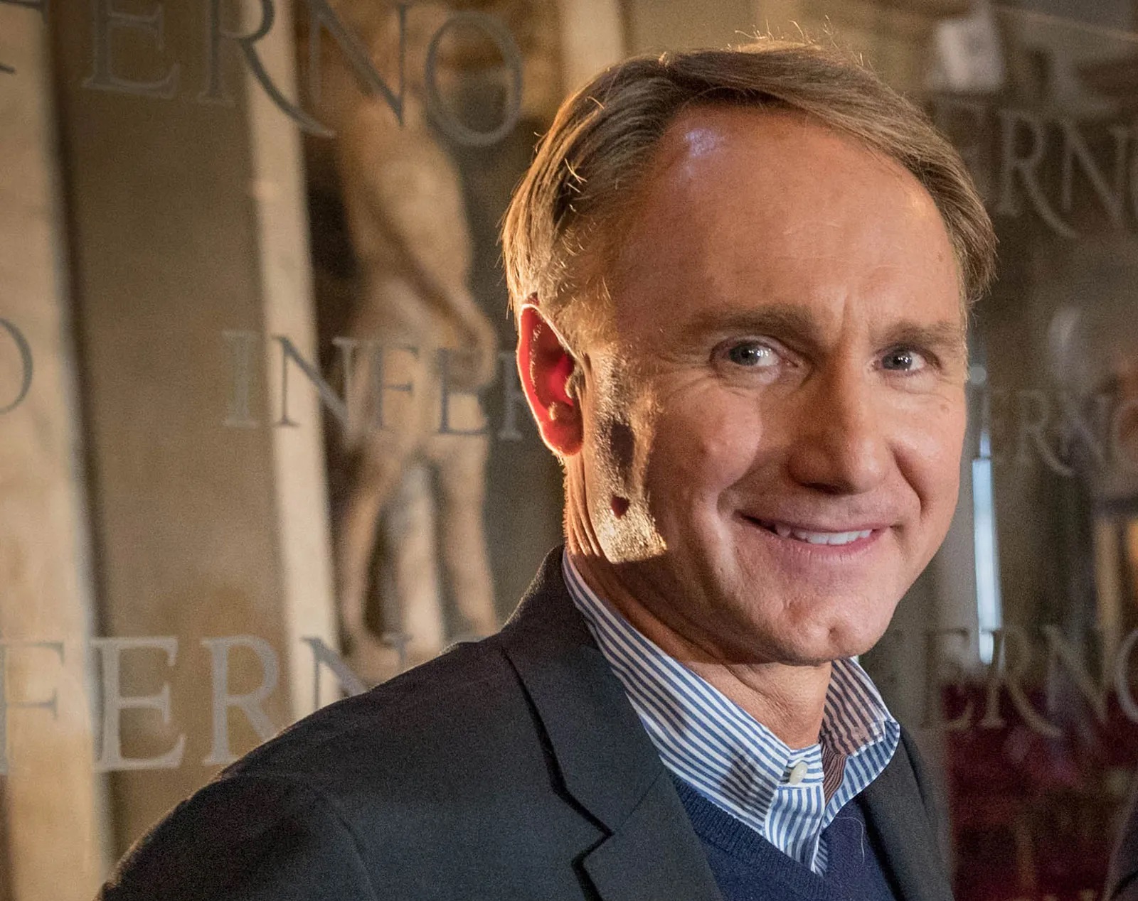 Dan-Brown-author-2016 britanica.jpg