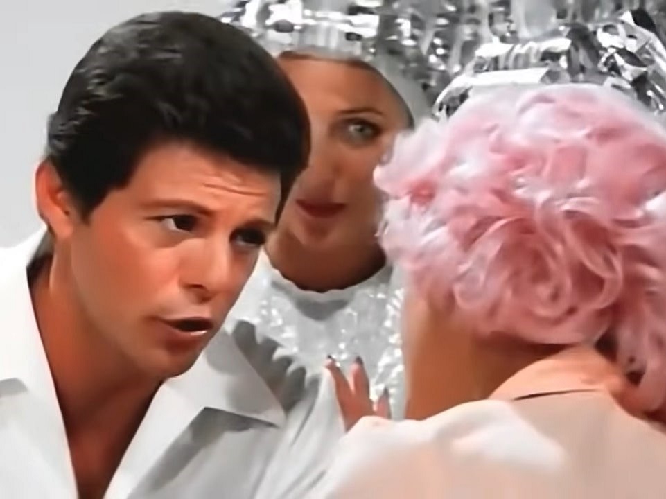 Frankie Avalon performs ‘Beauty School Drop Out’ in ‘Grease’_Unidisc Music Inc.jpg