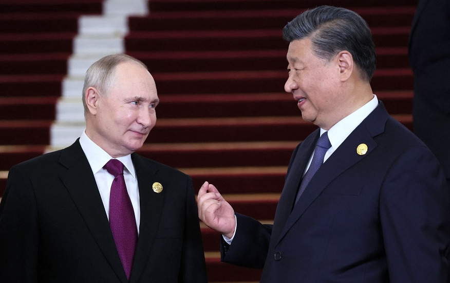 بوتين والصين.png