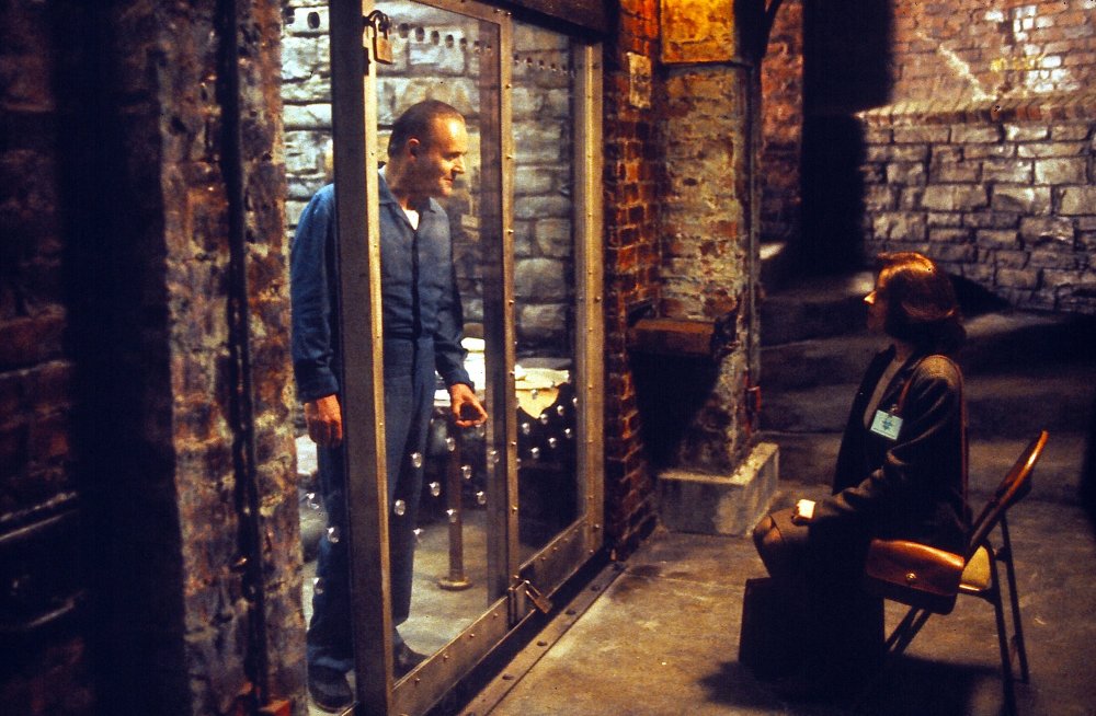 silence-of-the-lambs-the-1991-007-anthony-hopkins-across-cell-glass-from-jodie-foster.jpg