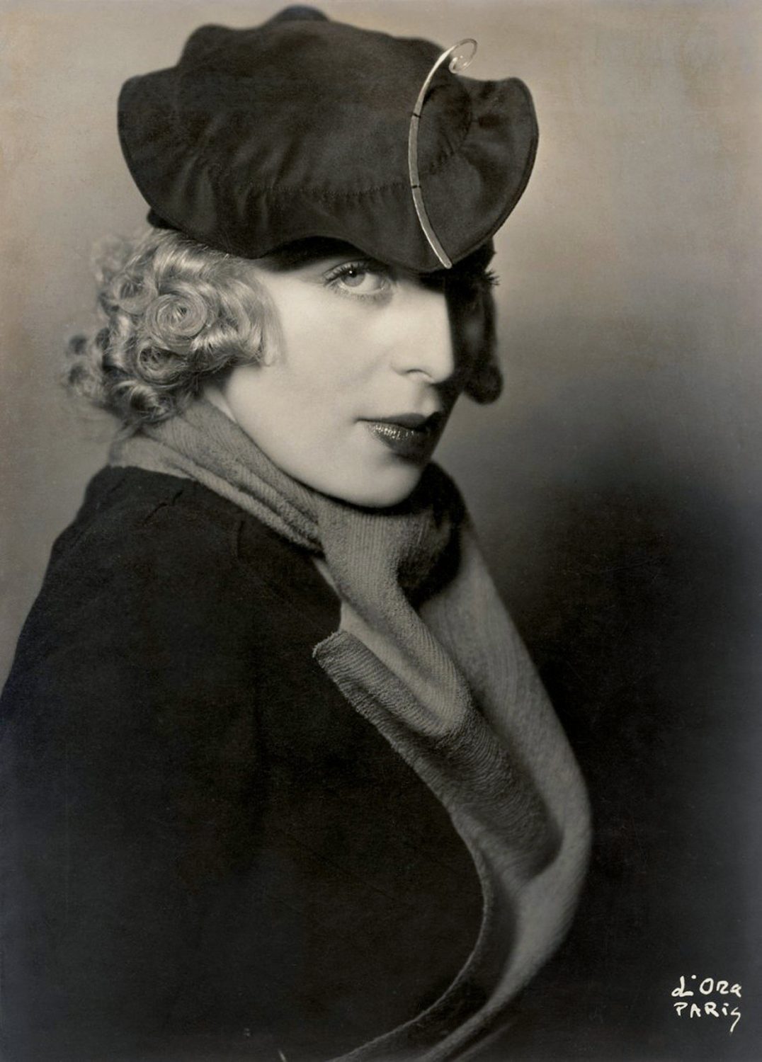 tamara de lempicka madam dora.jpg