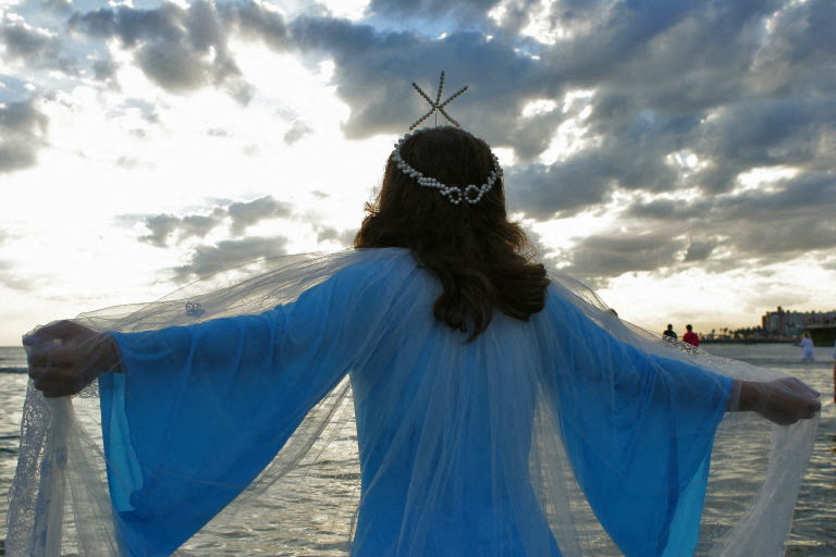 AFP__20130606__Mvd26753__v4003__Preview__UruguayReligionIemanja.jpg