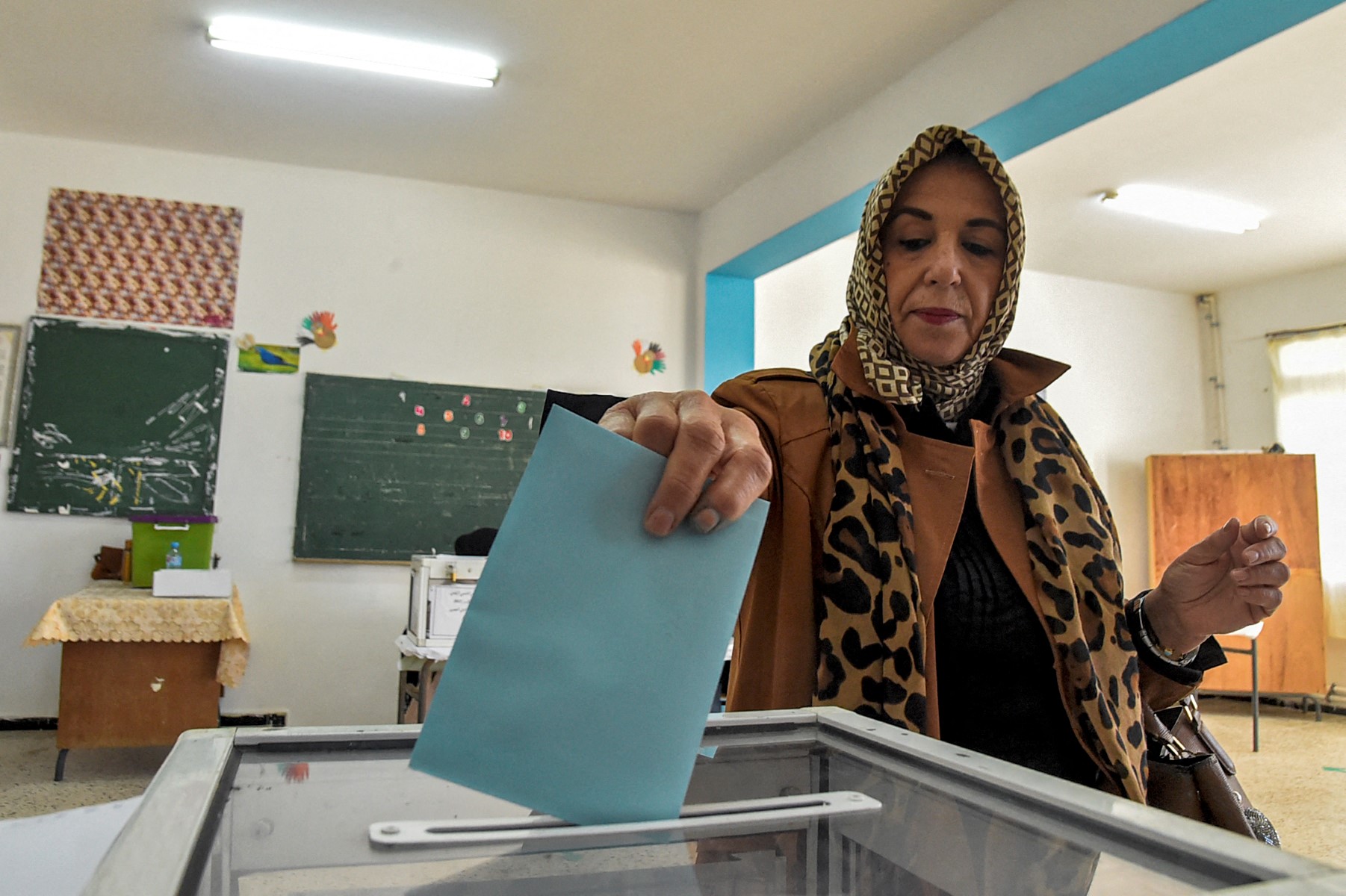 AFP__20211127__9TG8NG__v1__Preview__AlgeriaVote.jpg