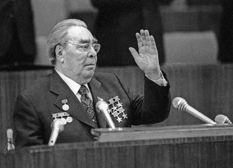 may-07-leonid-brezhnev.jpg