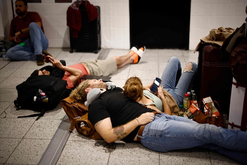 Gatwick Airport uk afp 2.jpg