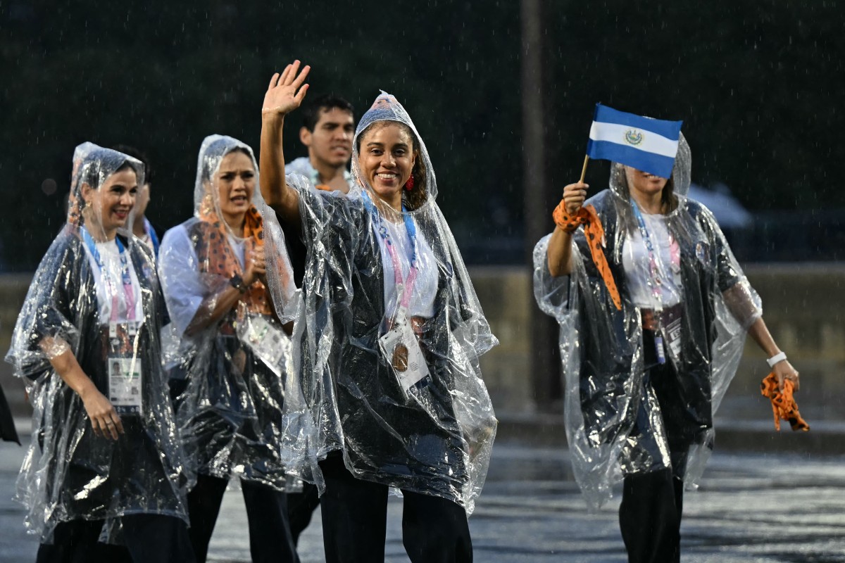 AFP__20240726__36642JM__v1__Preview__OlyParis2024Opening.jpg